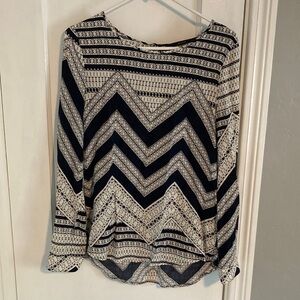 Fun 2 Fun Blue and White Graphic Blouse